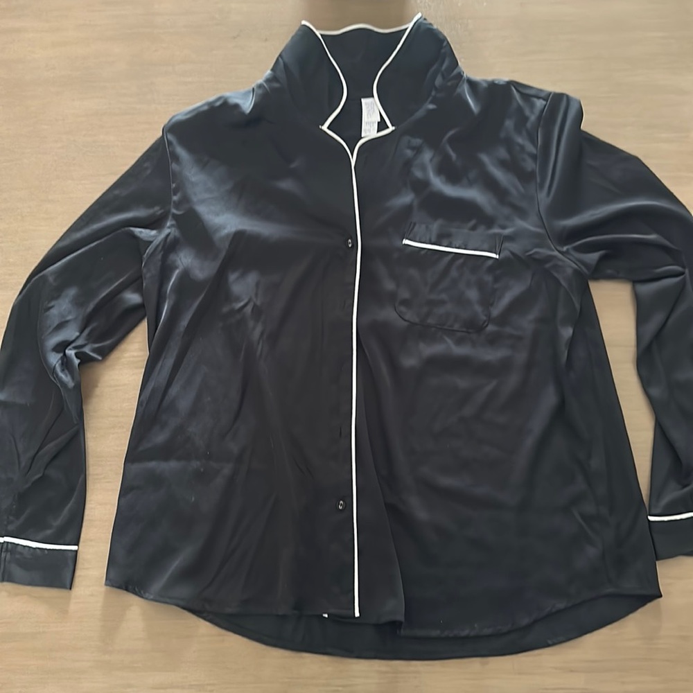 Women’s Sleep Top